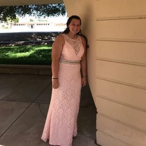 2 piece women’s prom dress